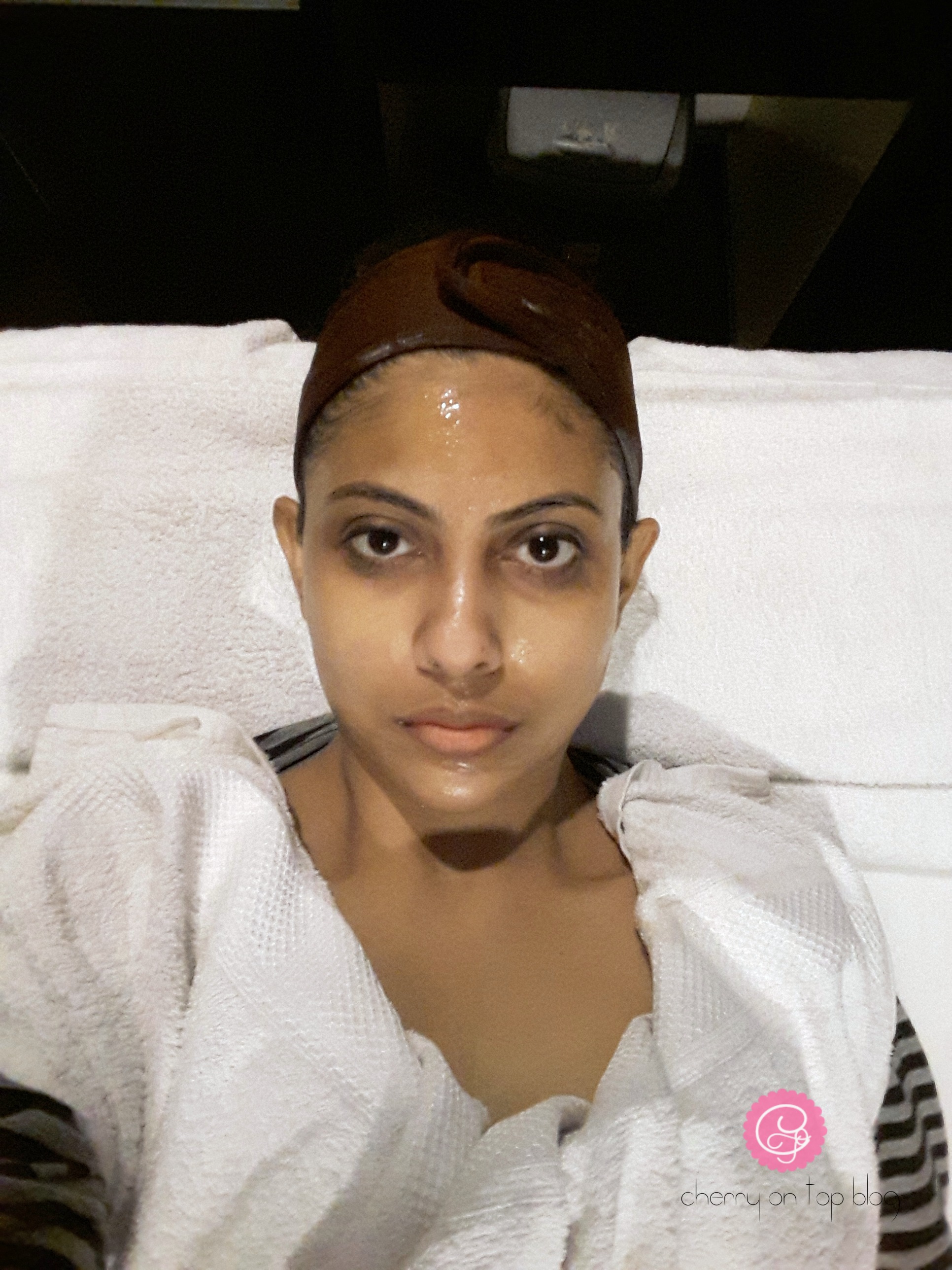 Club Salon Shine & Glow Facial Review| cherryontopblog.com