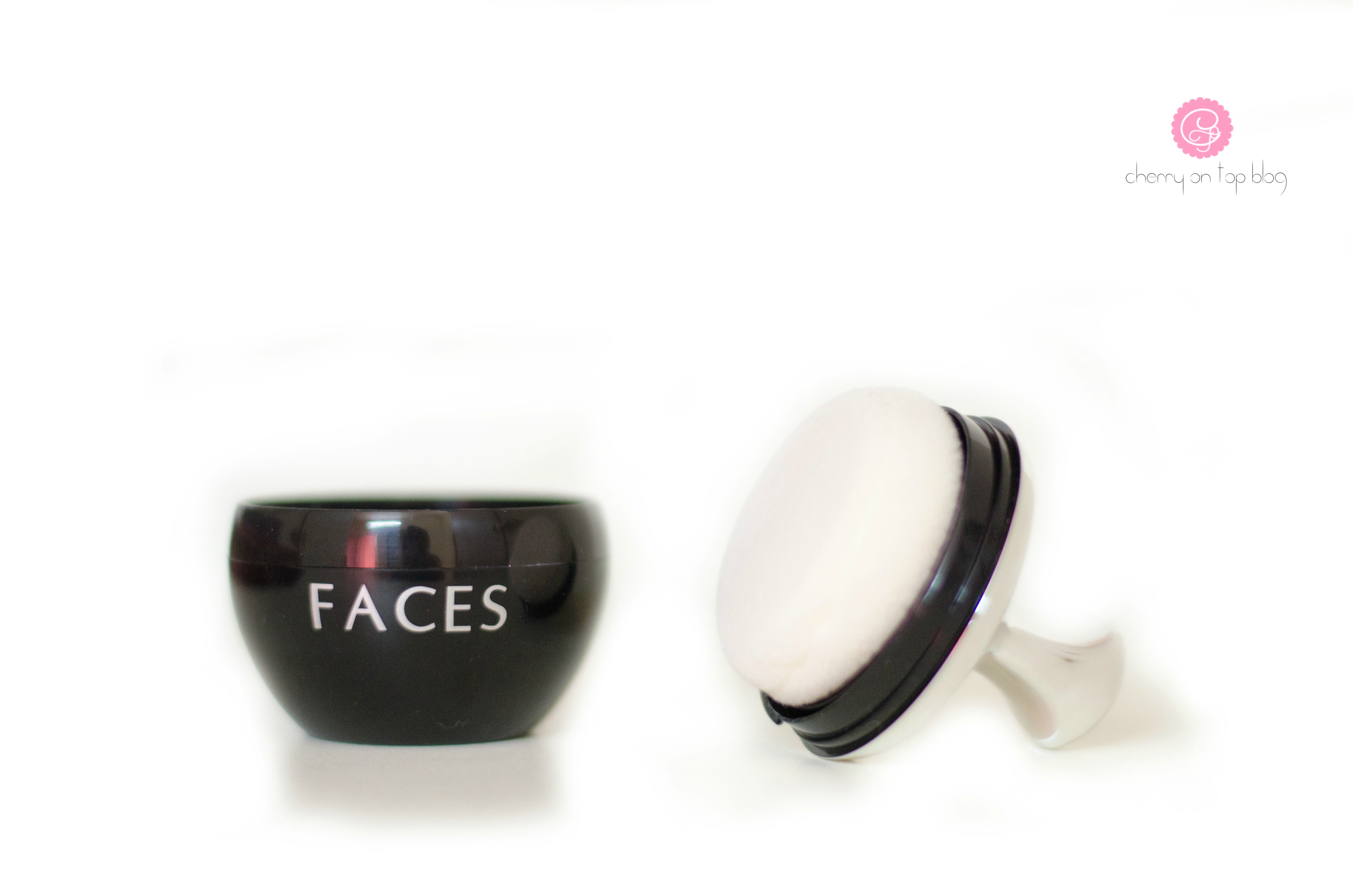 Faces Ultime Pro Mineral Loose Powder Review and Swatches | cherryontopblog.com