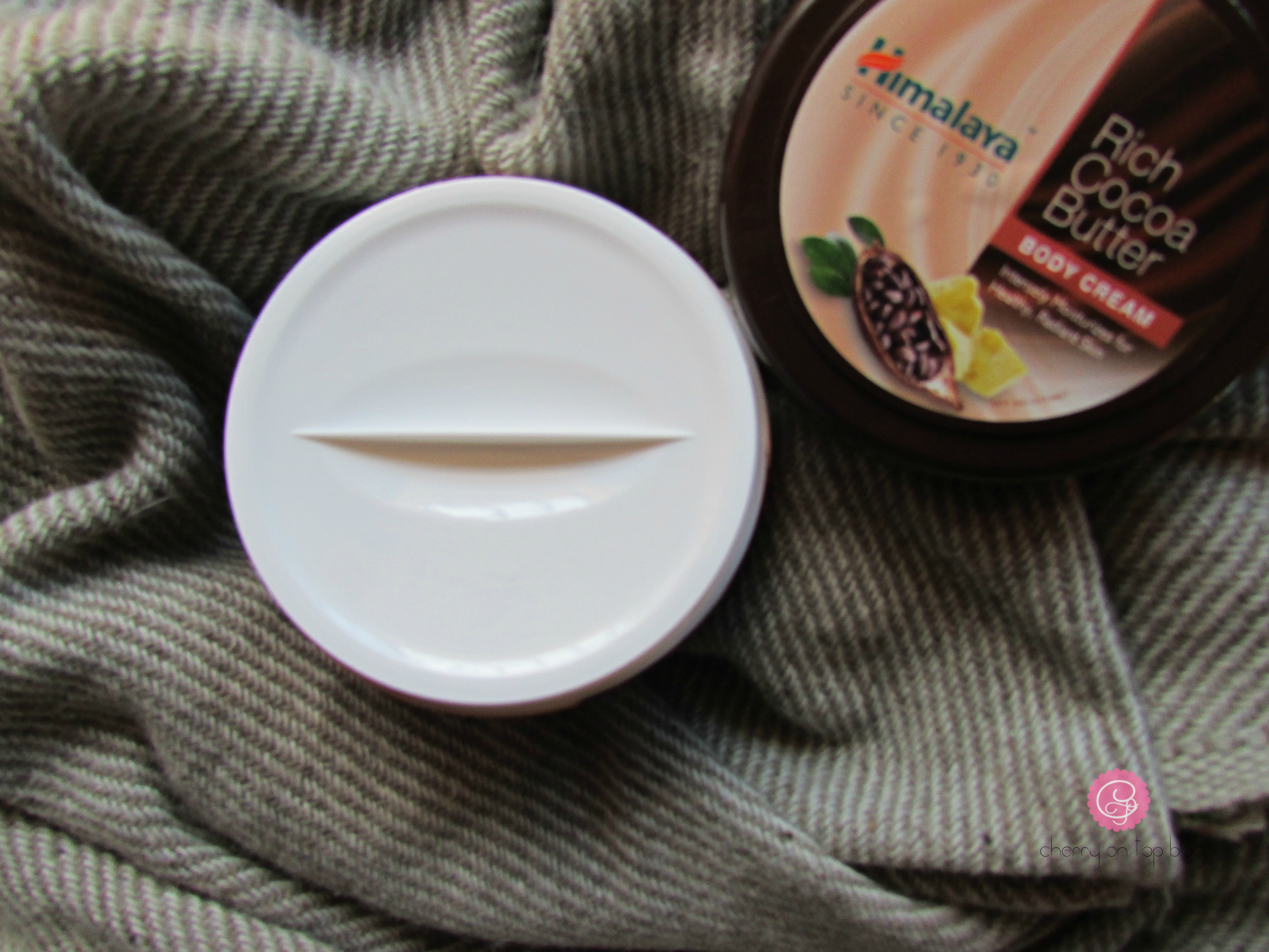 Himalaya Herbals Rich Cocoa Butter Body Cream Review, Price, Buy Online| Cherry On Top