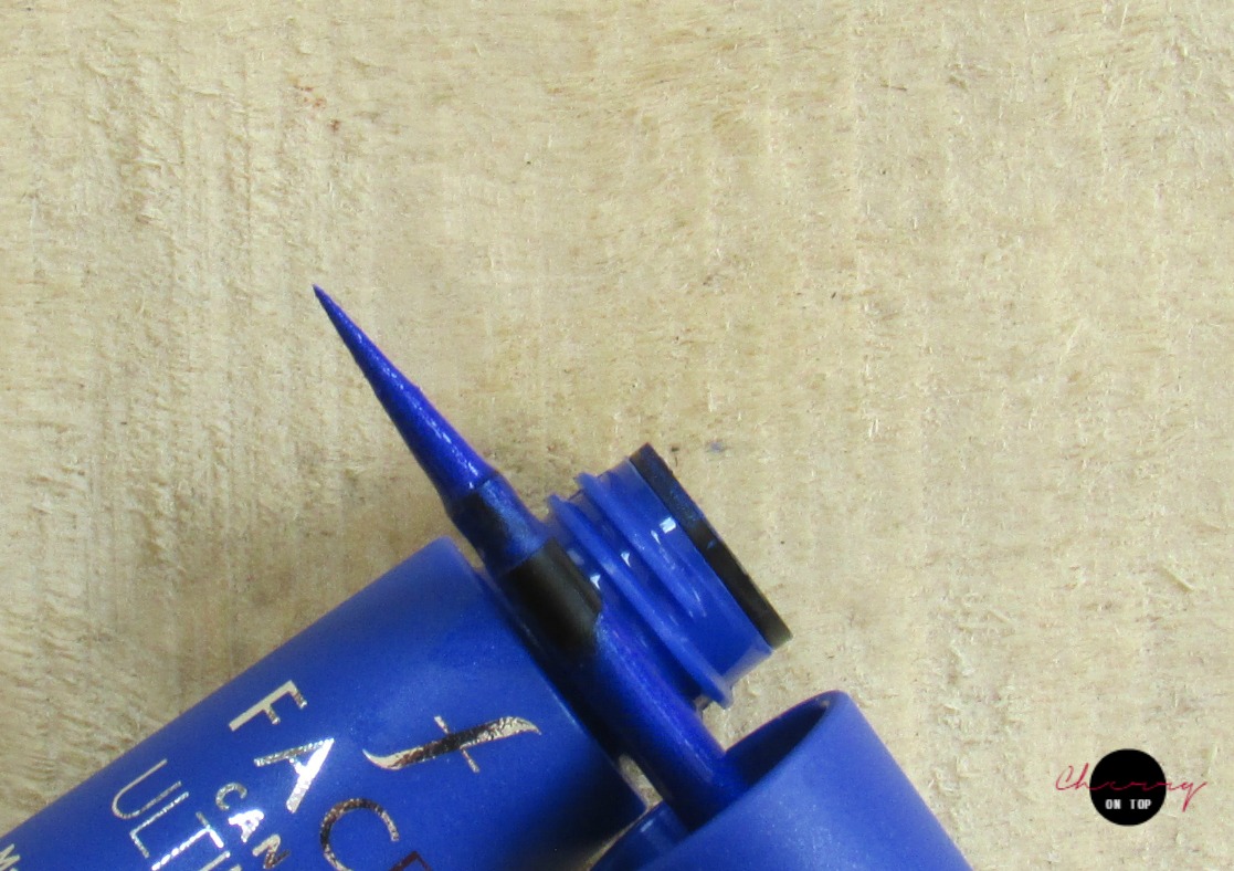 Faces Ultime Pro Matte Play Eyeliner- Blue Review