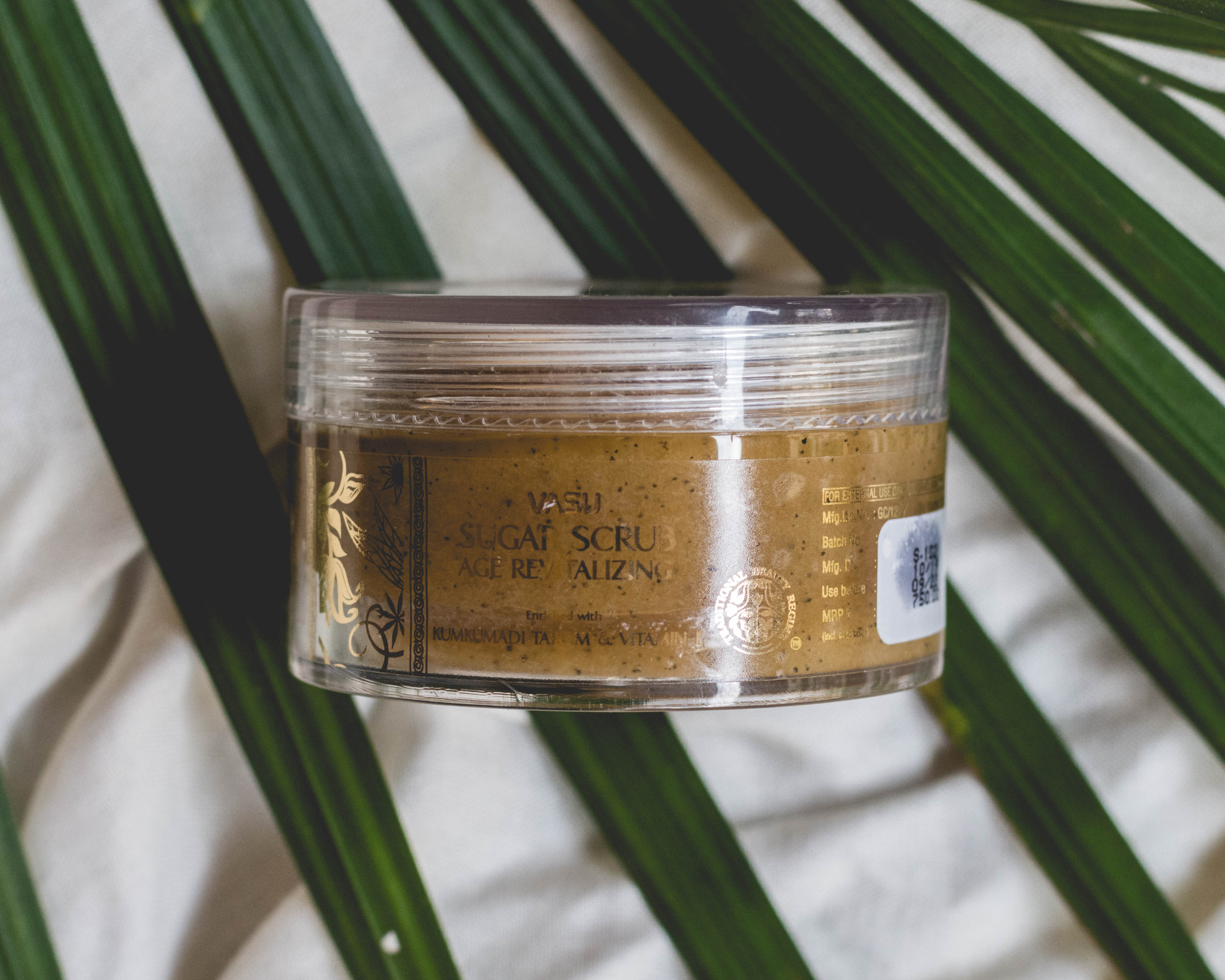 Vasu Kumkumadi Thailam Sugar Scrub Review | Cherry On Top