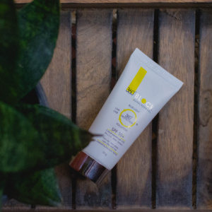 360° Block Sunscreen Gel SPF 50+ by Ethicare Remedies Review | The Best Sunscreen for Oily Skin | Cherry On Top Blog