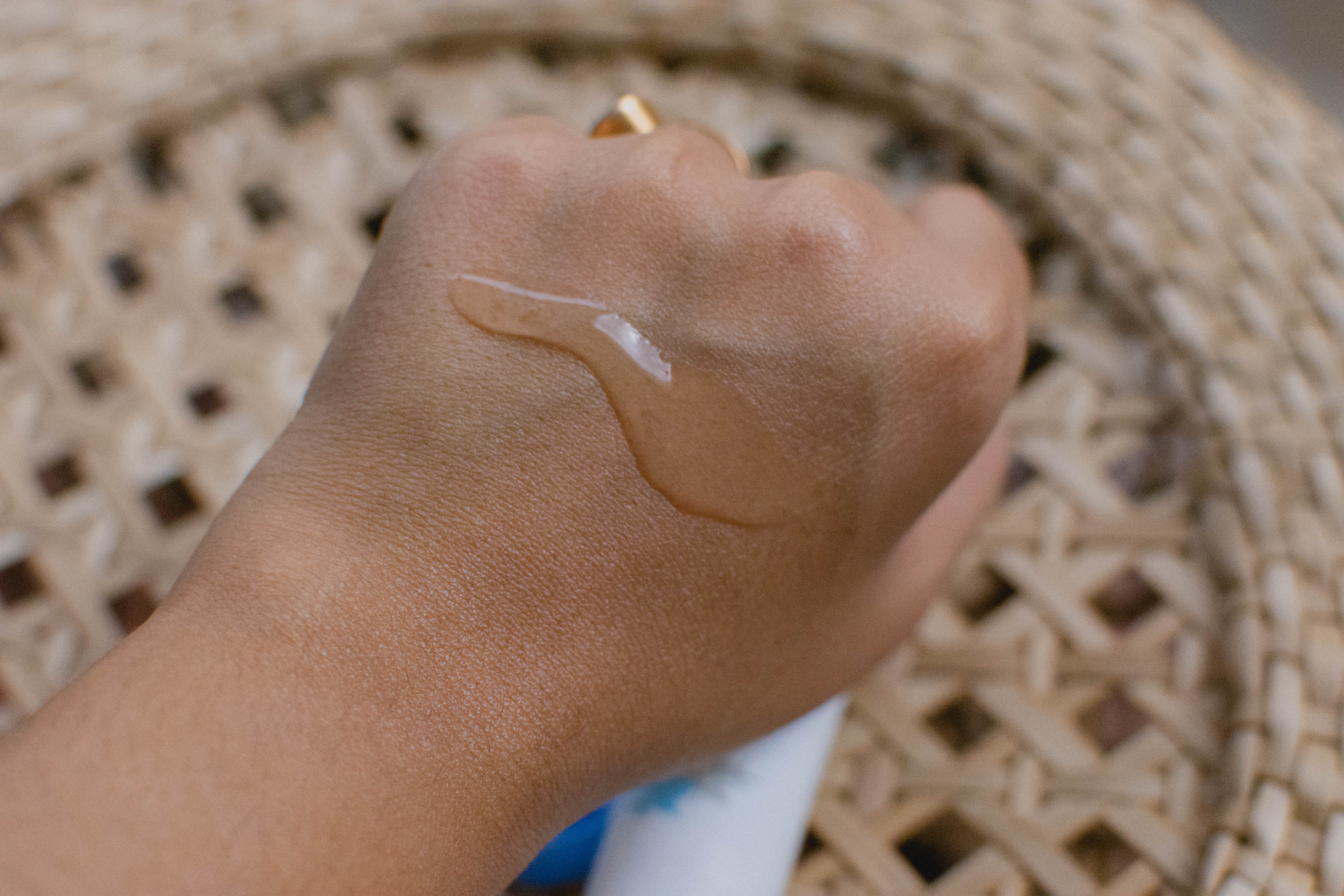 HyaluGel- Hyaluronic Acid Gel Texture | HyaluGel- Hyaluronic Acid Gel Review | Cherry On Top Blog