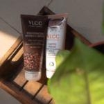 VLCC Coffee Sugar De-tan Exfoliating Scrub & Rejuvenating Arabica Coffee Peel-off Mask review