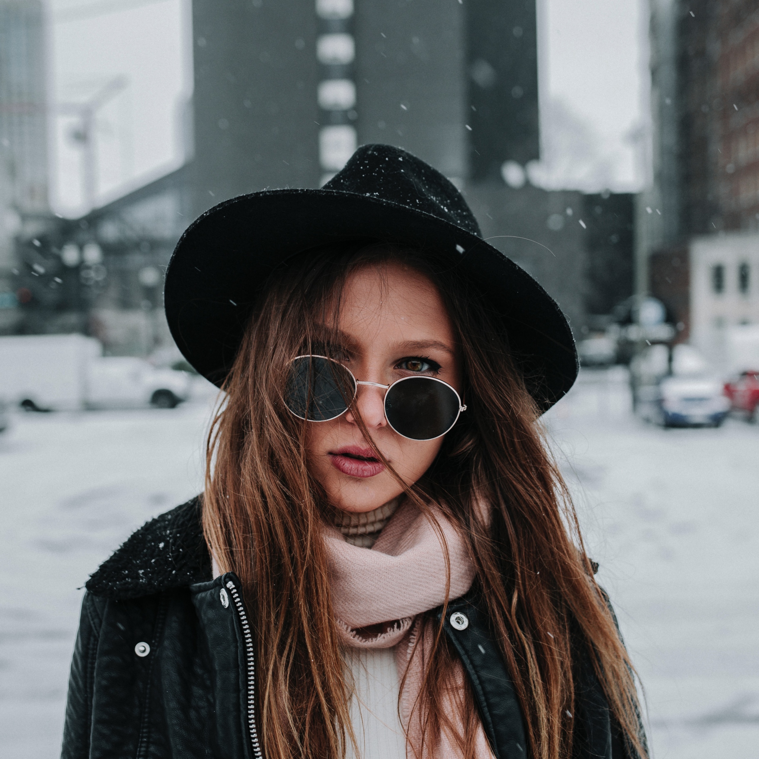 Five Best Aviator Glasses Any Lady Can Pull Off | best aviator glasses for women